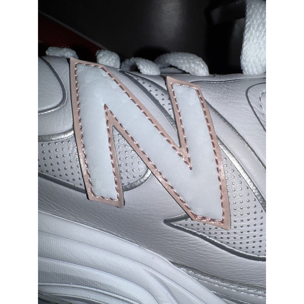 WOMENS NEW BALANCE 840 ATHLETIC OFF-WHITE WALKING LEATHER SHOES SIZE 8.5 - Picture 7 of 8